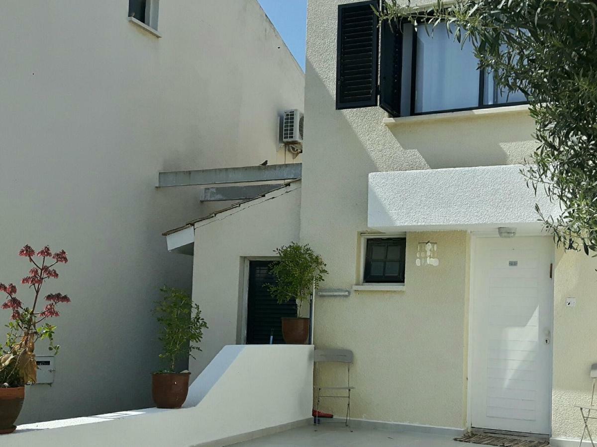 לרנקה Kermia Beach Apartment מראה חיצוני תמונה