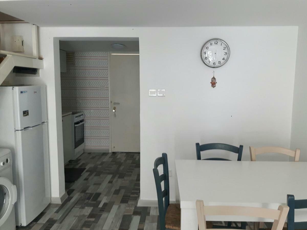 לרנקה Kermia Beach Apartment מראה חיצוני תמונה