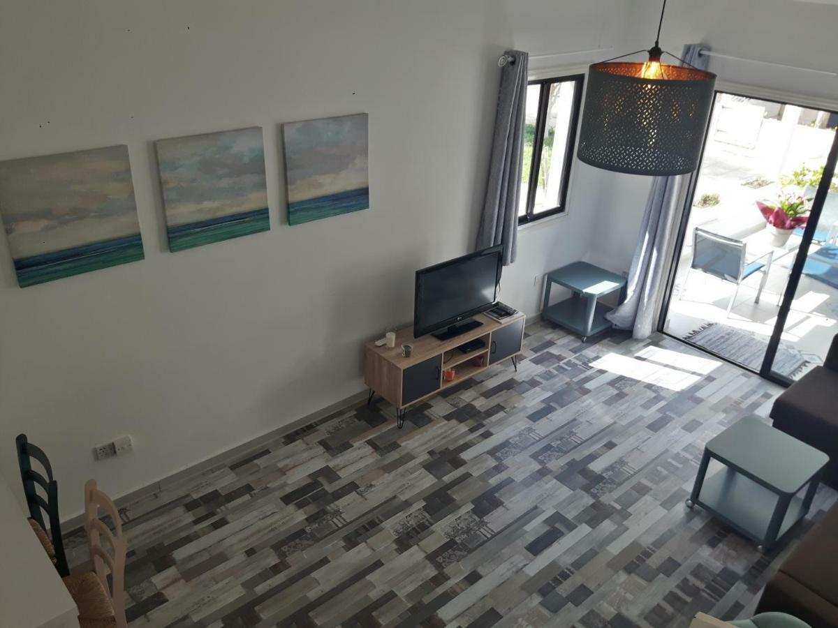 לרנקה Kermia Beach Apartment מראה חיצוני תמונה